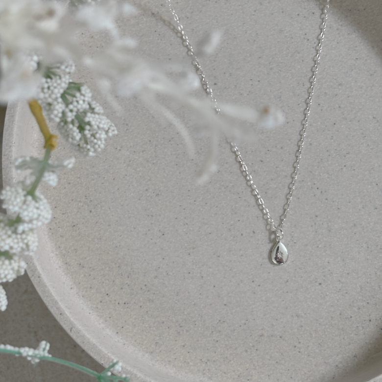 Luna Necklace