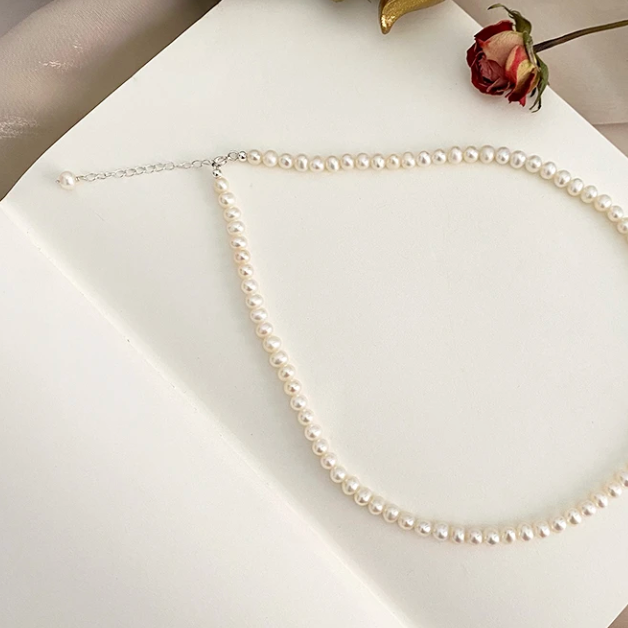 Florence Pearl Necklace