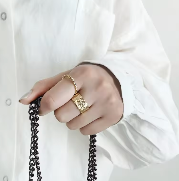 Alysaa Ring