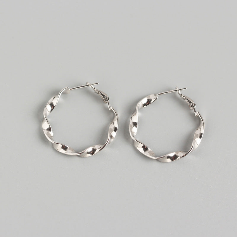 Tia Hoop Earrings - Silver/Gold - WHITE LABEL DESIGNS