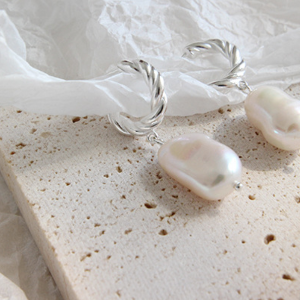 Silvia Pearl Drop Earring - Silver/Gold - WHITE LABEL DESIGNS